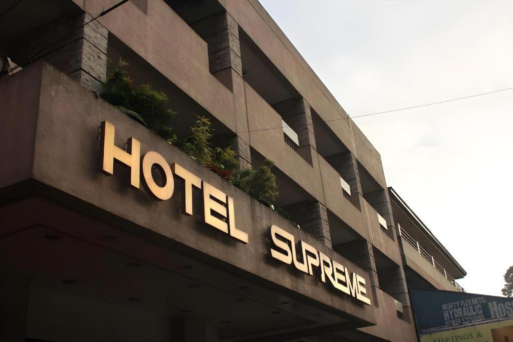 Hotel Supreme Baguio City Esterno foto