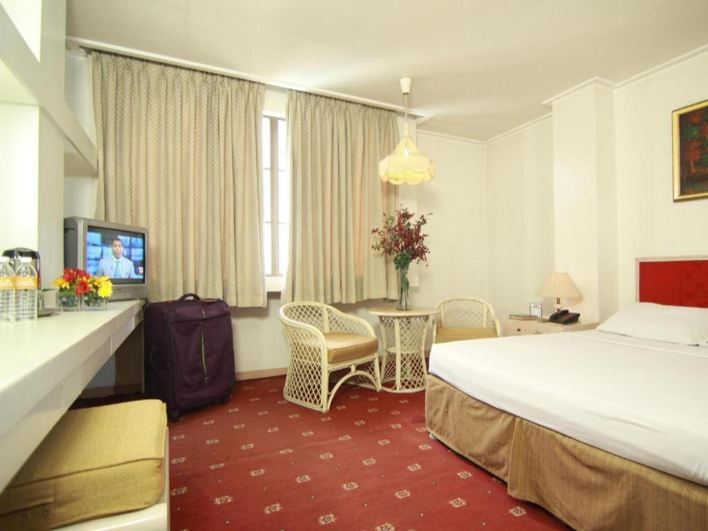 Hotel Supreme Baguio City Esterno foto