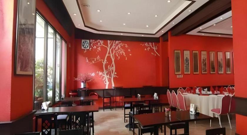 Hotel Supreme Baguio City Esterno foto