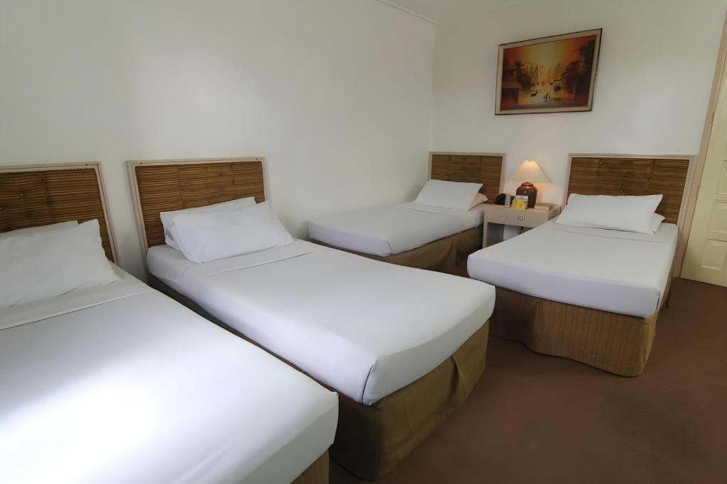 Hotel Supreme Baguio City Esterno foto